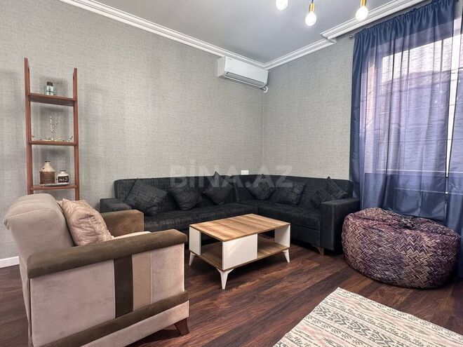 4 otaqlı həyət evi/bağ evi - Şüvəlan q. - 200 m² (17)