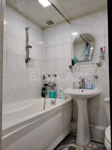 3 otaqlı köhnə tikili - İnşaatçılar m. - 80 m² (15)