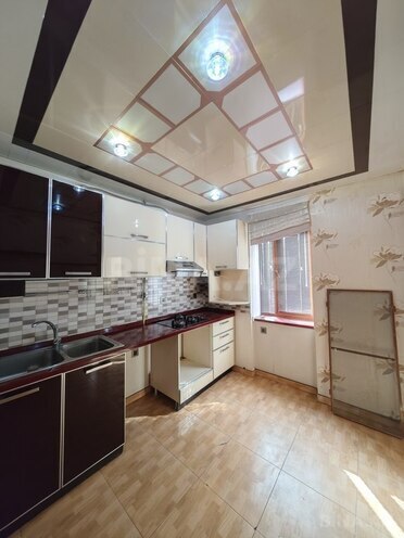 4 otaqlı köhnə tikili - Bakıxanov q. - 85 m² (1)