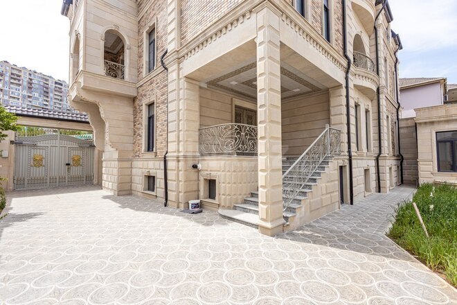 Продаётся  дом/дача 950 м², Бинагадинский р., photo 5 from 32