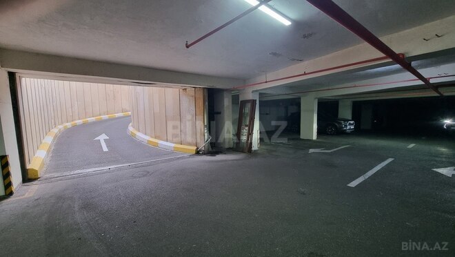 Qaraj - Şah İsmayıl Xətai m. - 14 m² (2)