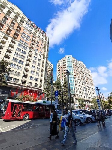 3-комн. новостройка - м. Нариман Нариманов - 125 м² (1)