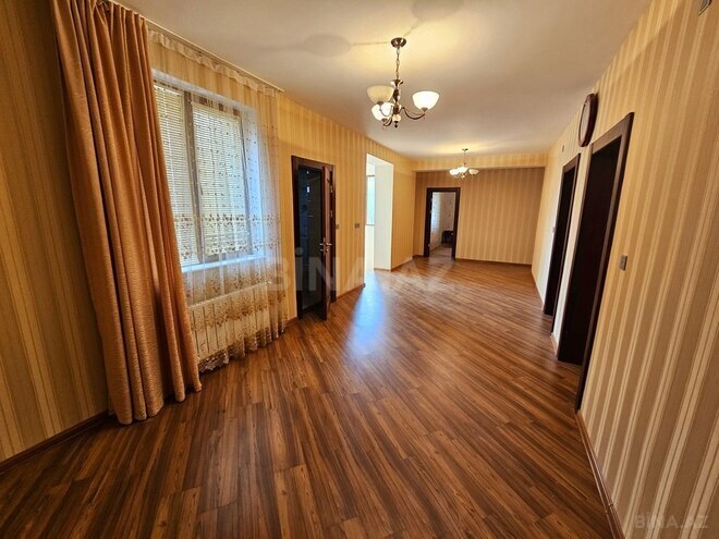 6 otaqlı həyət evi/bağ evi - Novxanı q. - 300 m² (13)