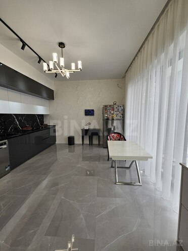 4 otaqlı həyət evi/bağ evi - Şüvəlan q. - 175 m² (23)