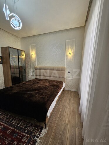 4 otaqlı həyət evi/bağ evi - Şüvəlan q. - 175 m² (20)