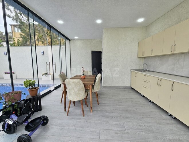 4 otaqlı həyət evi/bağ evi - Şüvəlan q. - 175 m² (29)