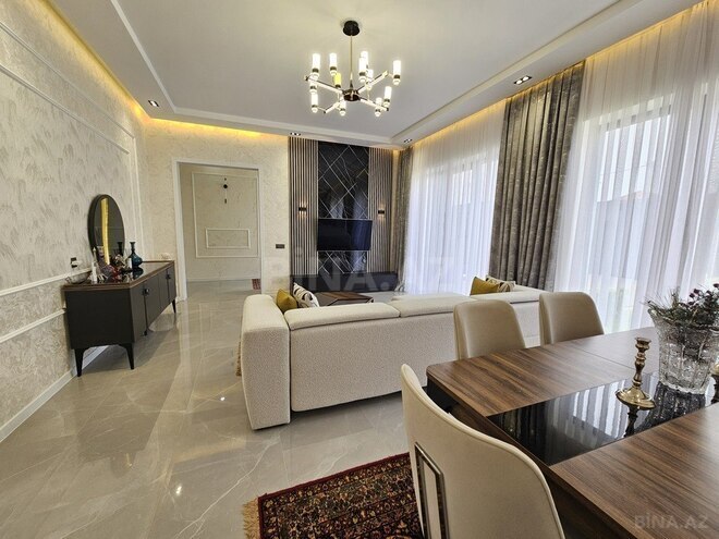 4 otaqlı həyət evi/bağ evi - Şüvəlan q. - 175 m² (22)