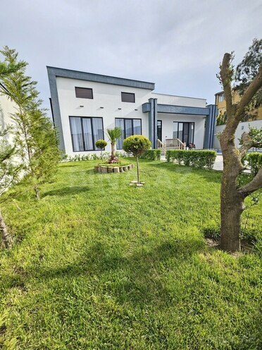 4 otaqlı həyət evi/bağ evi - Şüvəlan q. - 175 m² (1)