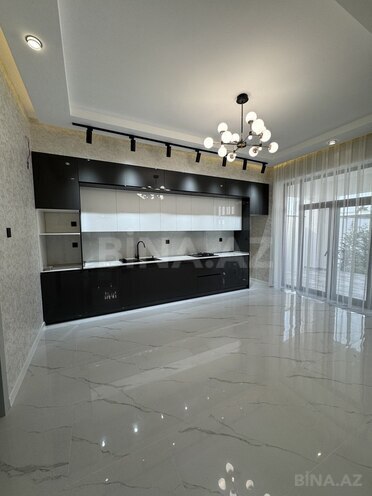 4 otaqlı həyət evi/bağ evi - Şüvəlan q. - 190 m² (7)