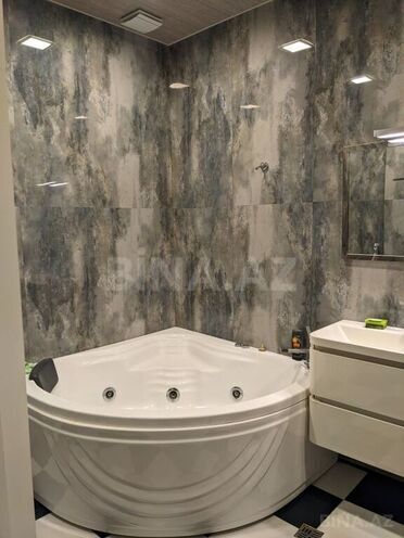 Сдаётся 3-комн. новостройка 120 м², м. Низами, photo 13 from 15