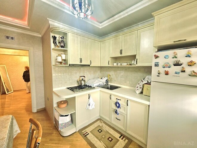 4-комн. вторичка - м. Кара Караев - 110 м² (7)