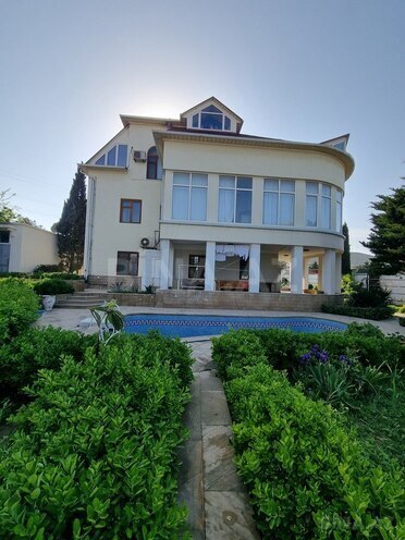 5 otaqlı həyət evi/bağ evi - Şüvəlan q. - 550 m² (1)