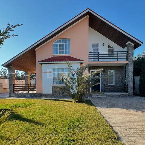 5 otaqlı həyət evi/bağ evi - Şüvəlan q. - 300 m² (1)