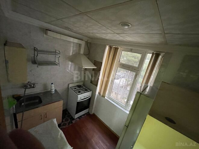 1 otaqlı köhnə tikili - İnşaatçılar m. - 36 m² (3)