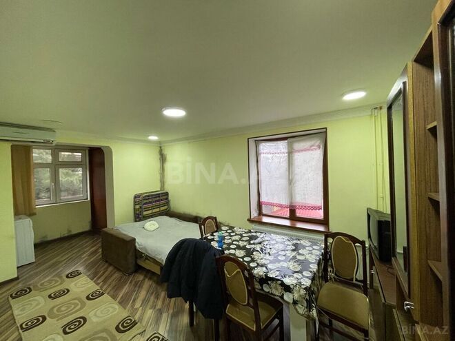 1 otaqlı köhnə tikili - İnşaatçılar m. - 36 m² (1)