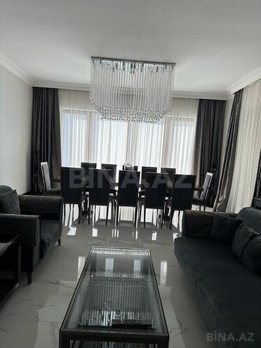 6 otaqlı həyət evi/bağ evi - Buzovna q. - 1000 m² (23)