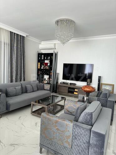 6 otaqlı həyət evi/bağ evi - Buzovna q. - 1000 m² (21)