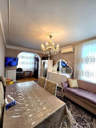 3 otaqlı köhnə tikili - Qara Qarayev m. - 65 m² (1)
