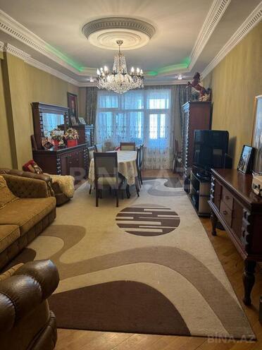 3 otaqlı yeni tikili - Neftçilər m. - 106.5 m² (1)