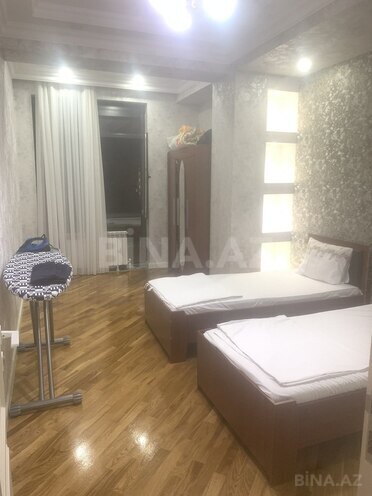 3 otaqlı yeni tikili - 8 Noyabr m. - 100 m² (8)