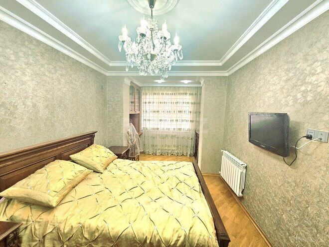 5 otaqlı köhnə tikili - Qara Qarayev m. - 120 m² (19)