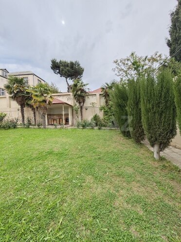10 otaqlı həyət evi/bağ evi - Qaraçuxur q. - 512 m² (6)