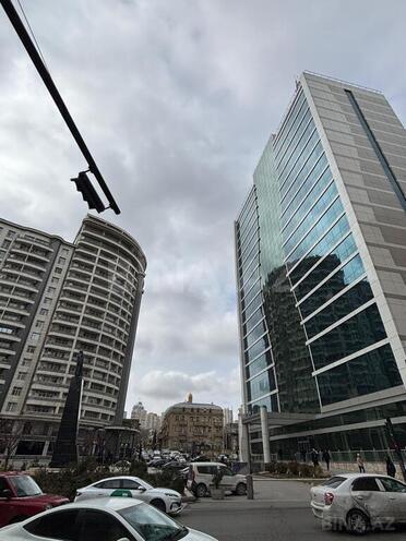 3 otaqlı yeni tikili - Nizami m. - 126 m² (1)