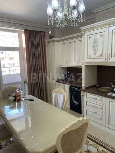 3 otaqlı yeni tikili - 8-ci mikrorayon q. - 166.6 m² (14)