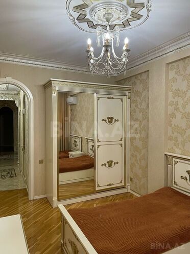 3 otaqlı yeni tikili - 8-ci mikrorayon q. - 166.6 m² (8)