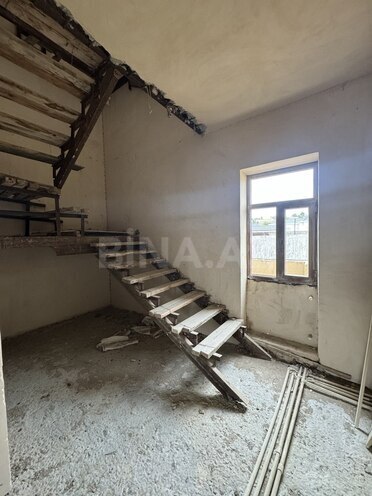 5 otaqlı həyət evi/bağ evi - Saray q. - 250 m² (14)
