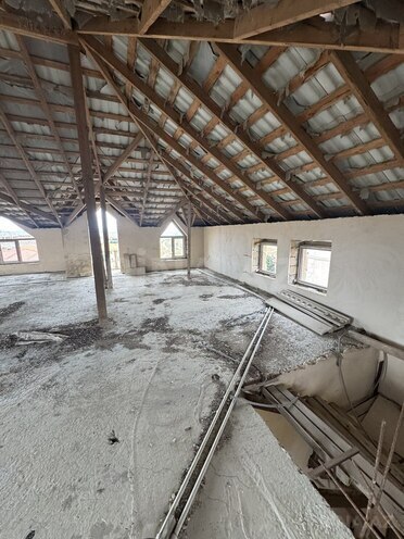 5 otaqlı həyət evi/bağ evi - Saray q. - 250 m² (26)