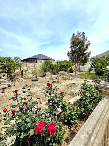 8 otaqlı həyət evi/bağ evi - Ramana q. - 360 m² (23)