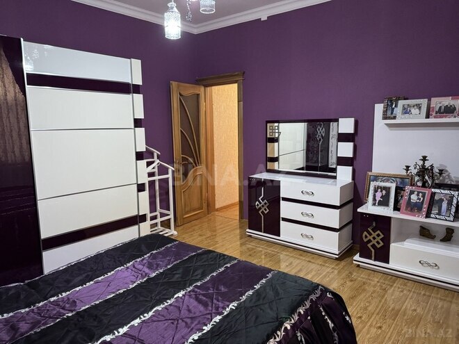 6 otaqlı həyət evi/bağ evi - Biləcəri q. - 220 m² (25)