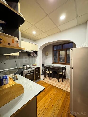 3 otaqlı köhnə tikili - Həzi Aslanov m. - 80 m² (1)