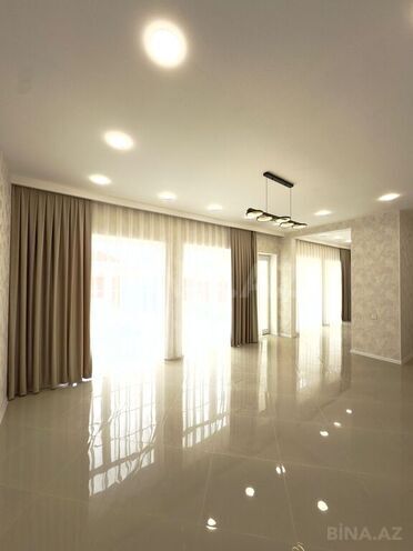 4 otaqlı həyət evi/bağ evi - Şüvəlan q. - 170 m² (12)