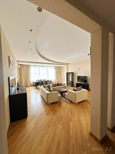 4 otaqlı yeni tikili - Nəsimi r. - 205 m² (2)