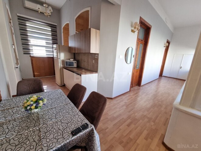 3 otaqlı köhnə tikili - Səbail r. - 100 m² (4)