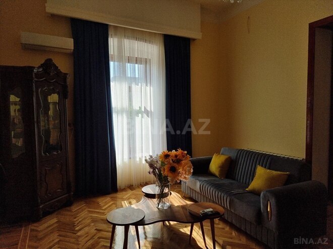 3 otaqlı köhnə tikili - Səbail r. - 100 m² (12)
