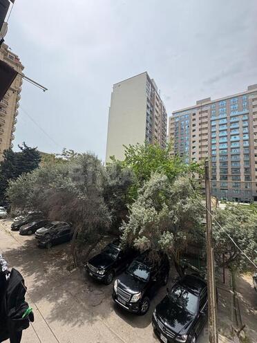 4 otaqlı köhnə tikili - 28 May m. - 115 m² (2)