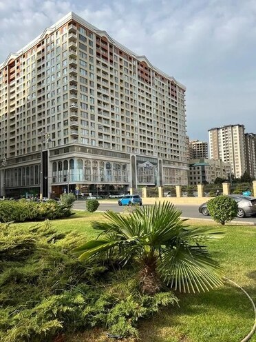 4 otaqlı yeni tikili - Şah İsmayıl Xətai m. - 181 m² (1)