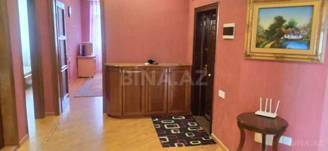 3 otaqlı yeni tikili - Nizami m. - 168 m² (1)