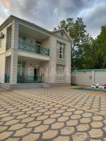 5 otaqlı həyət evi/bağ evi - Qəbələ - 220 m² (12)