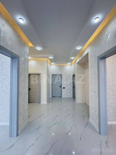 5 otaqlı həyət evi/bağ evi - Şüvəlan q. - 200 m² (16)