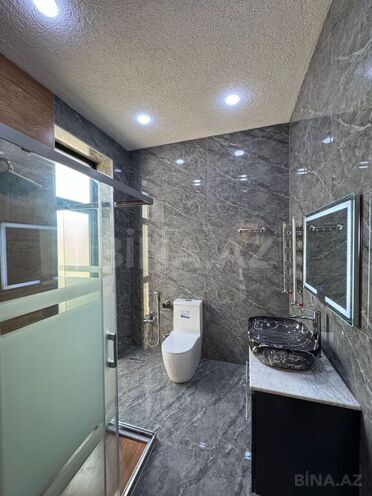 5 otaqlı həyət evi/bağ evi - Şüvəlan q. - 200 m² (26)