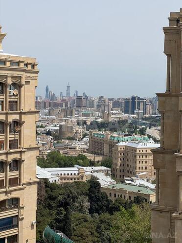 Продаётся 4-комн. вторичка 115 м², м. Ичеришехер, photo 24 from 29