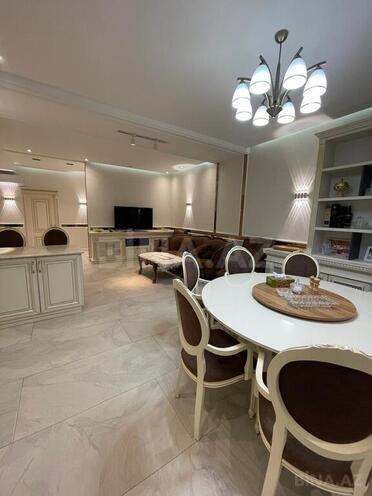 4 otaqlı yeni tikili - 20 Yanvar m. - 144 m² (6)