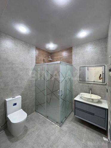 4 otaqlı həyət evi/bağ evi - Şüvəlan q. - 160 m² (23)