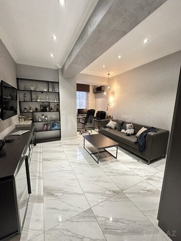 4 otaqlı yeni tikili - Nizami m. - 185 m² (15)
