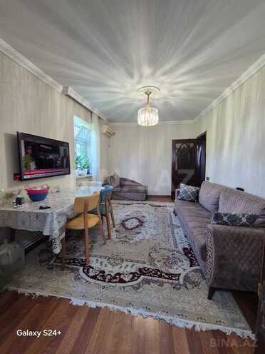 2 otaqlı köhnə tikili - İnşaatçılar m. - 40 m² (1)