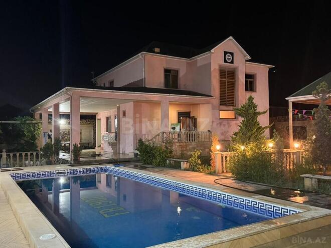 5 otaqlı həyət evi/bağ evi - Şüvəlan q. - 320 m² (1)